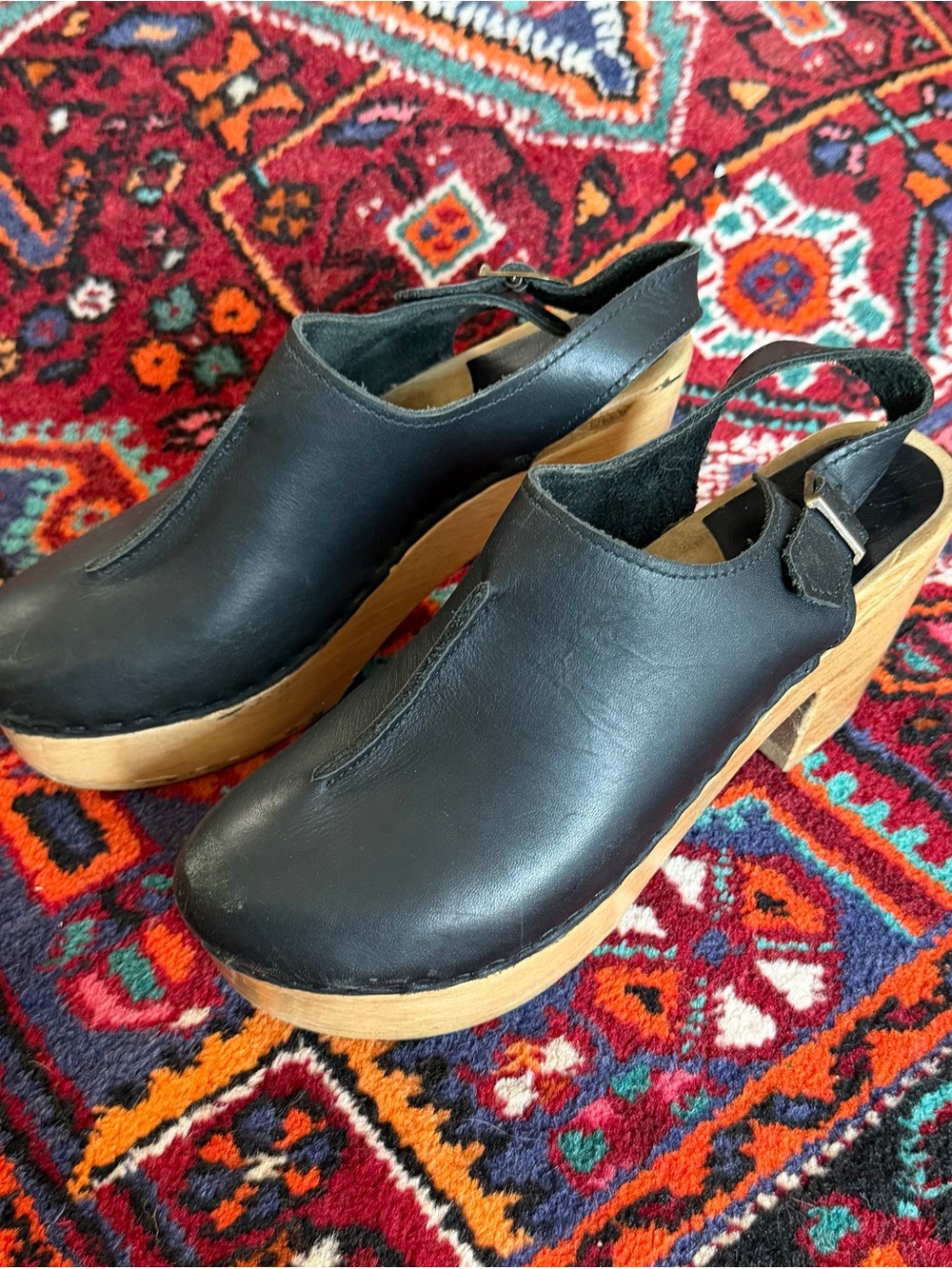 No. 6 front seam platform clogs - Picture 4 of 6